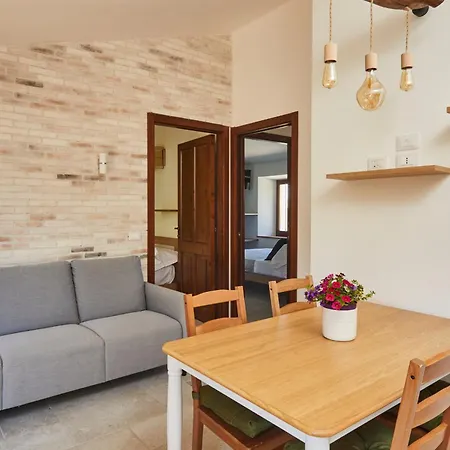 Alba Di Luna -trilocale Bosco, Apartament Sirolo